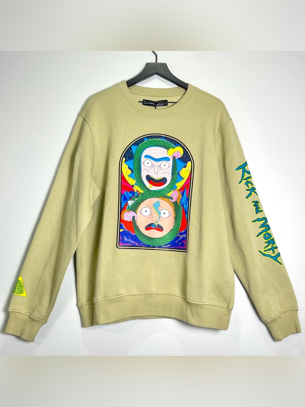 NWT RICK AND MORTY Green Freeze Max Graphic Sweatshirt Crew Neck Size X-Large
